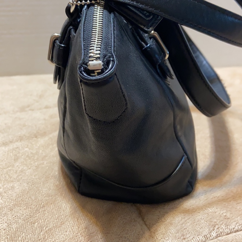 Coach black leather Handbag - Picture 6 of 14